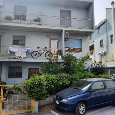 Casamarina Apartman Marina di Montemarciano Kültér fotó